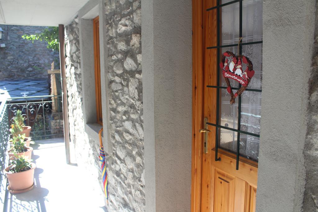 In Perfetto Stile Valdostano Daire Saint-Vincent Dış mekan fotoğraf